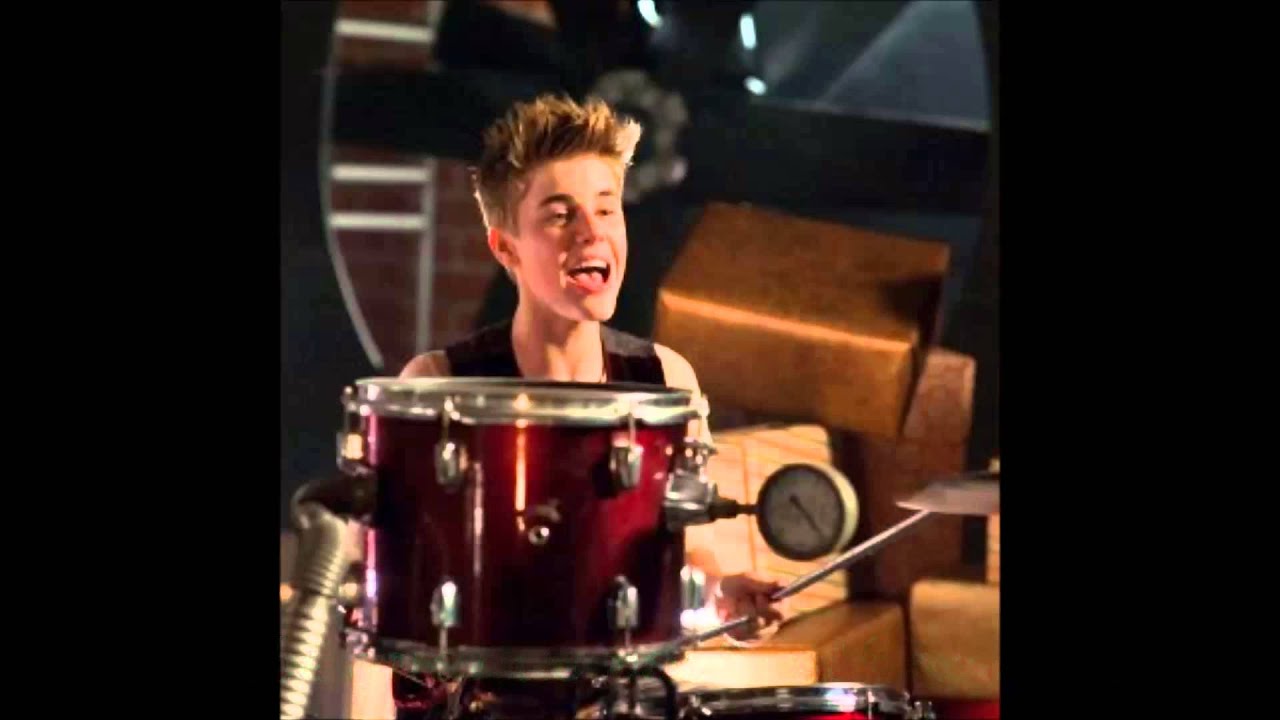 Justin Bieber - Santa Claus Is Coming To Town (Tradução) - YouTube