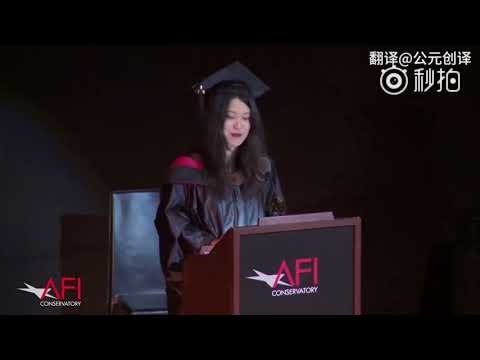 她的演讲让美国大学全场起立鼓掌！网友：这才是中国留学生应有的样子！