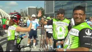 Herbalife in Action at the 2009 L.A. Triathlon