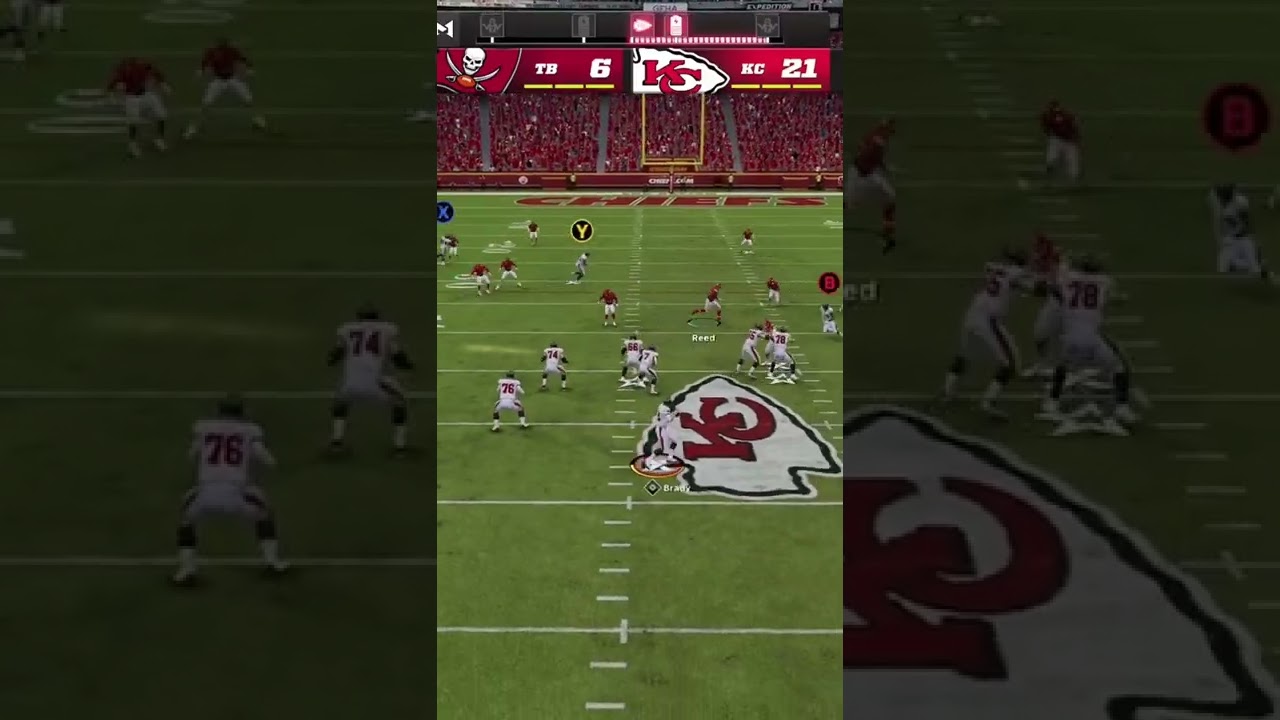 Mike Evans showing crazy juke moves🔥🤯