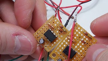 SUCCESS! soldering the 555 timer chip strobe light  (SR-71 Blackbird build)