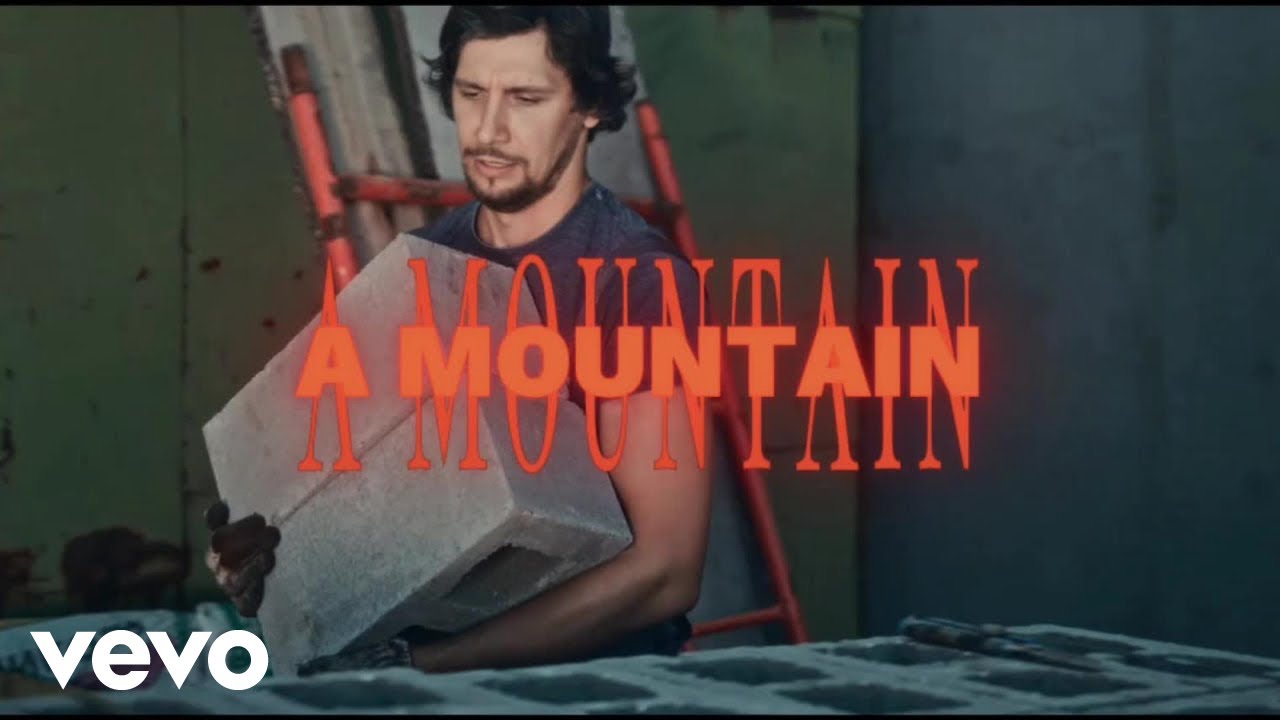 Guarda Andrew Moore and Hooch - Mountain (Lyric Video) su YouTube Guarda Andrew Moore and Hooch - Mountain (Lyric Video) su YouTube