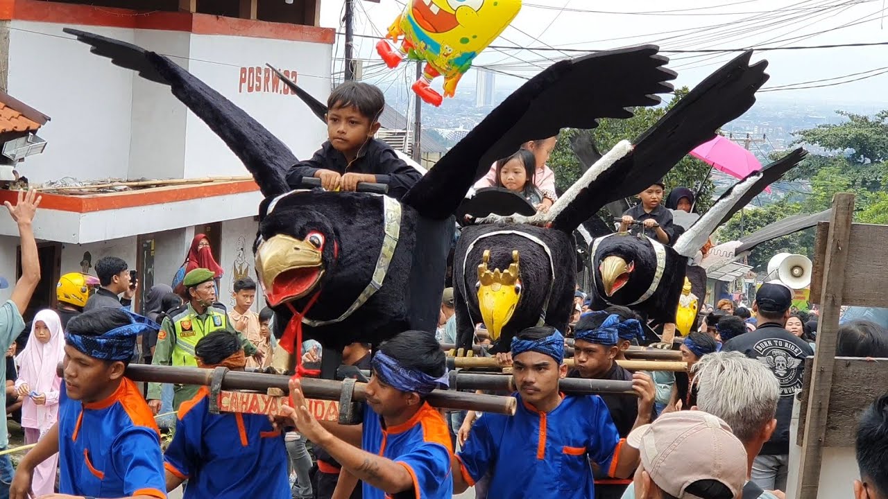 ARAK-ARAKAN DIJALAN!!! BENJANG CAHAYA SUNDA PADJAJARAN SILIWANGI ~ LIVE PASEMPAR SINDANGLAYA