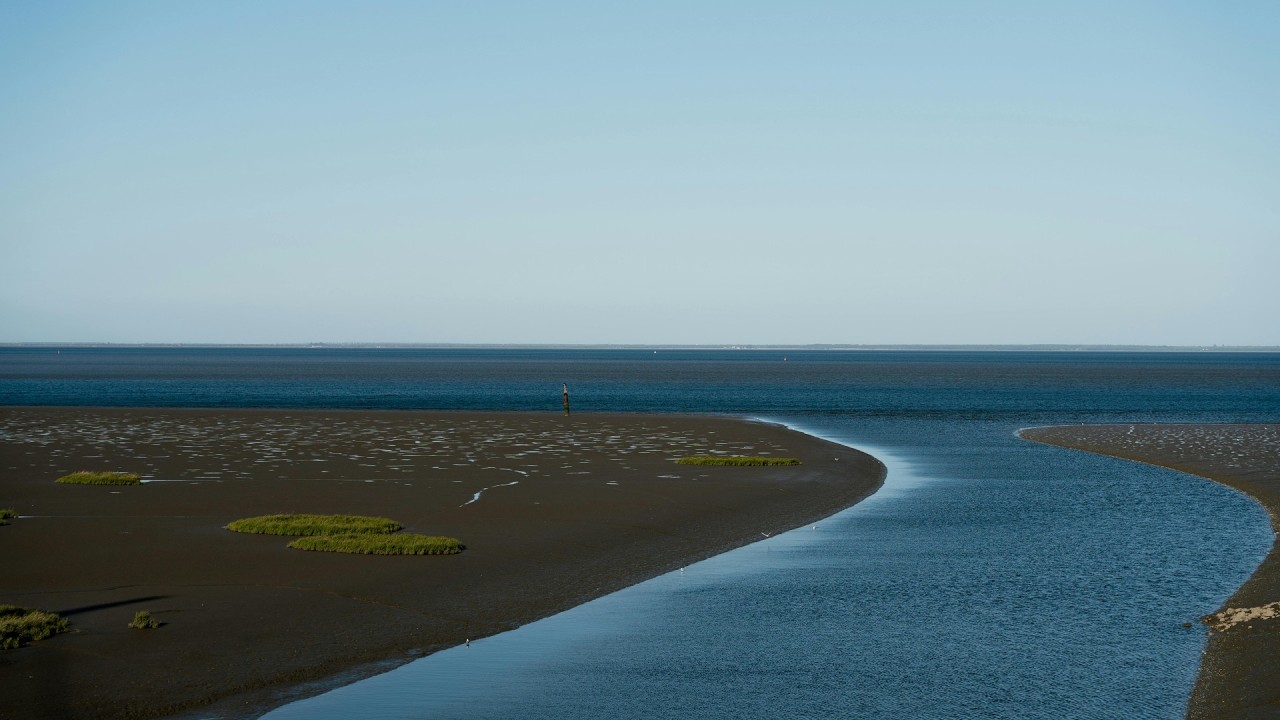 Why is Ocean Water Salty While Rivers Are Fresh? The Great Mystery of the Sea