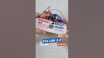 This Arduino Lights Up When You Tilt It! 🔴🔵#arduino #arduinoproject