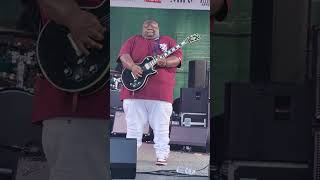 Kingfish tears it up🎸🎶! Christone \