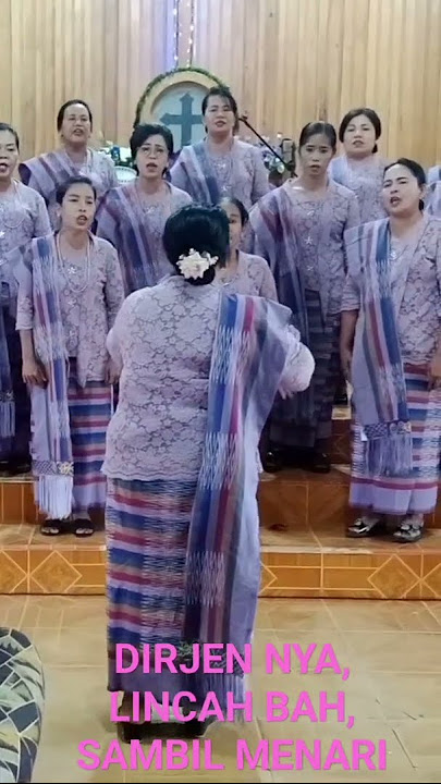 DIRJEN NYA, LINCAH BAH, SAMBIL MENARI,SAMBIL NYANYI#adatbatak#punguanina#hkbp#paduansuara#shorts