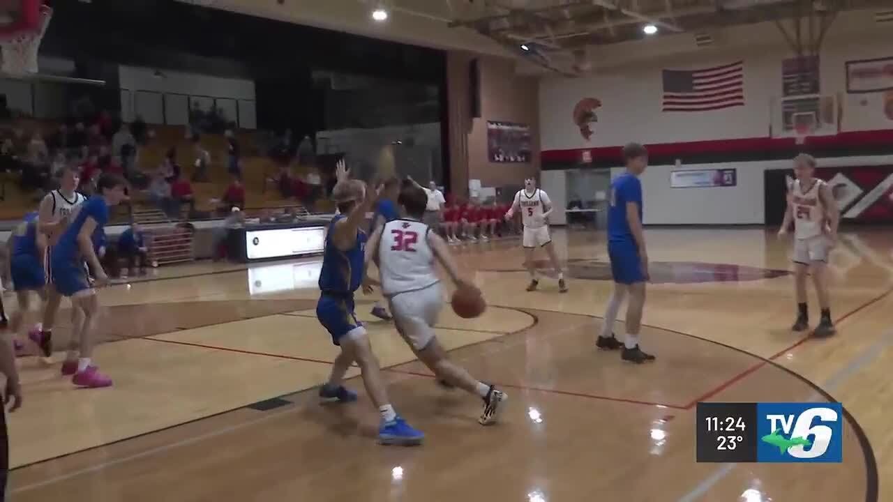 Giuliani stars in return for Forest Park, Trojans defeat Kingsford 69-68