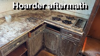 cleaning a hoarder nightmare kitchen for free