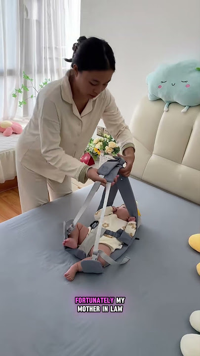 My 4-month-old baby already weighs 20 jin. Every day, I'm tired from holding the baby all the time.