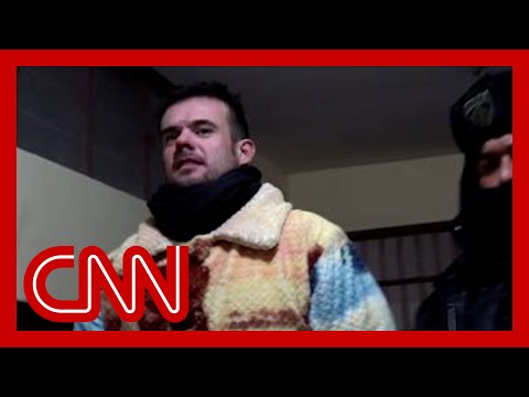 See Joran van der Sloot's transfer to Lima prison en route to the US