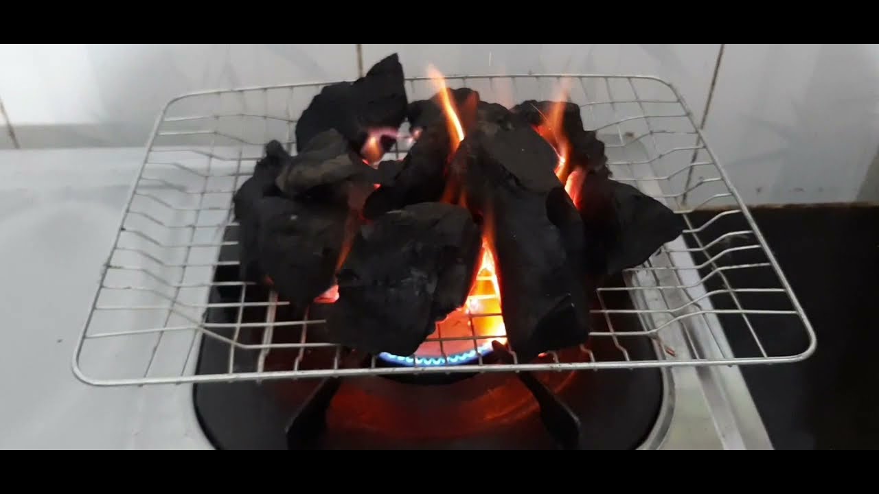 Cách Nhóm Than Không Khói: Nhanh, Gọn, Lẹ Cho BBQ Tại Nhà!