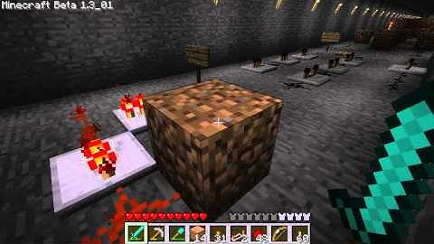 Redstone repeater clock bug revisited