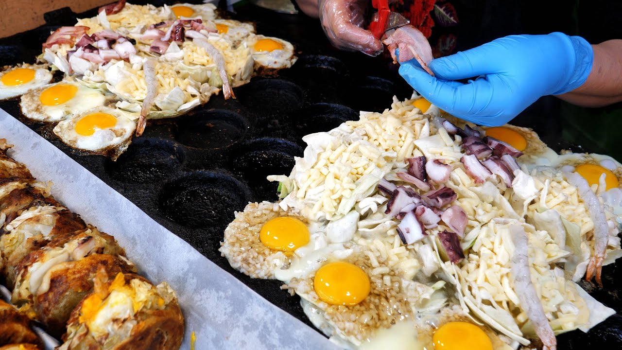 세계인이 극찬한 한국 길거리 음식 밥플야끼?! / 넷플릭스 길 위의 셰프들 / 새우, 문어, 베이컨 / Baked Baffle Korean Street Food