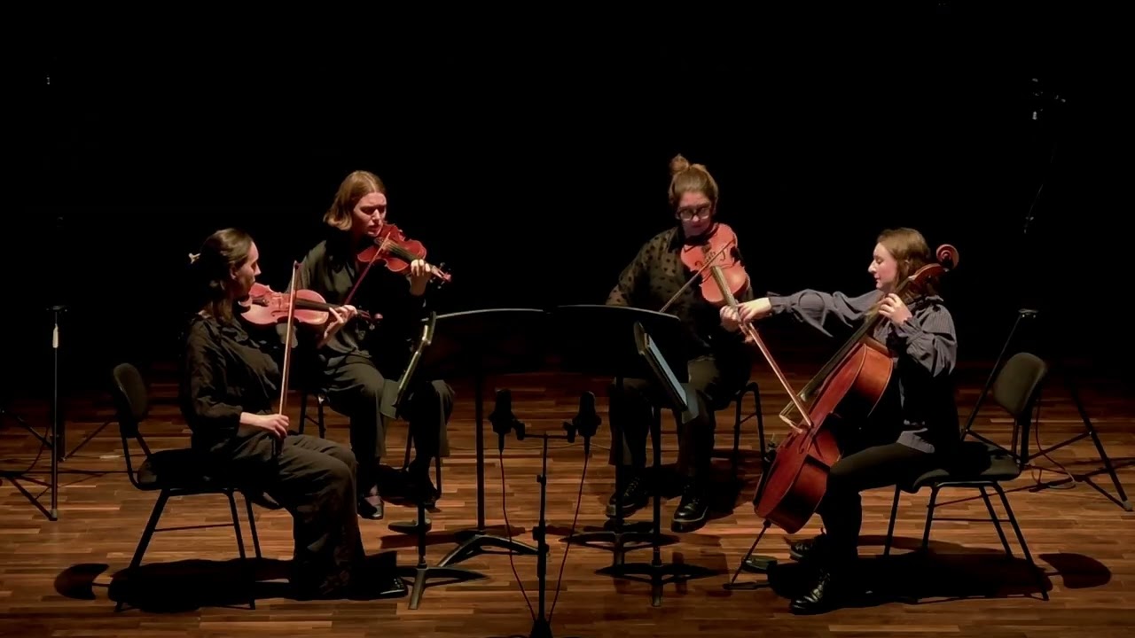 flicker;out - Ora String Quartet (Chiara Böcker)