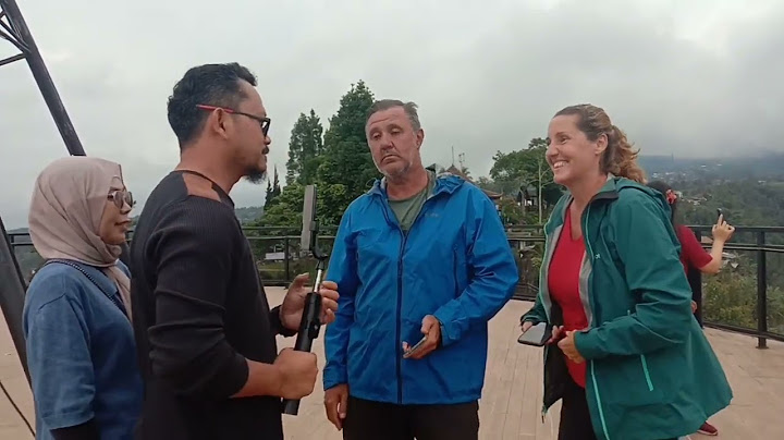 Ketemu Bule Spanyol di Menara Langit Ketep Pass Magelang