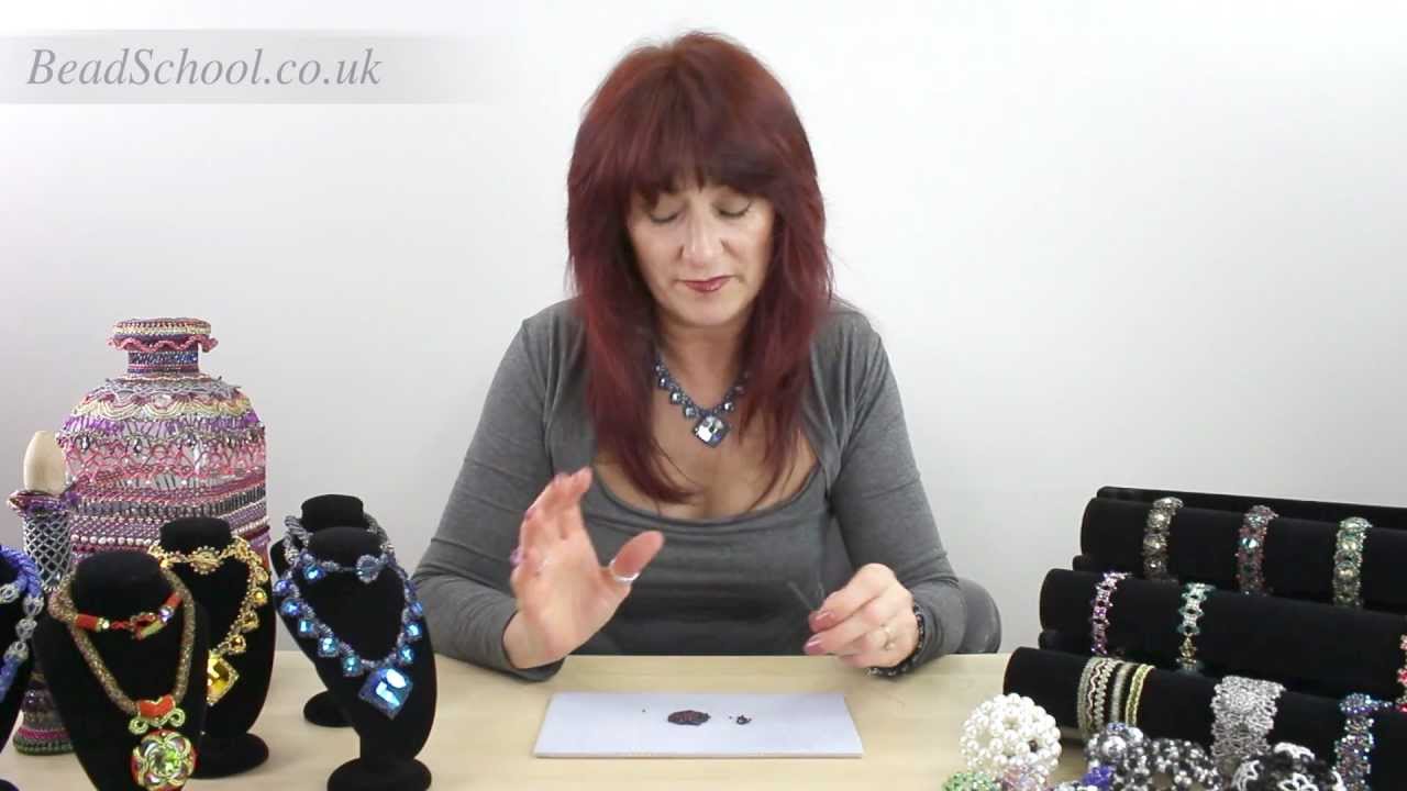 Beadschool Tutorial - Tips & Tricks: The best way to pick up beads ...