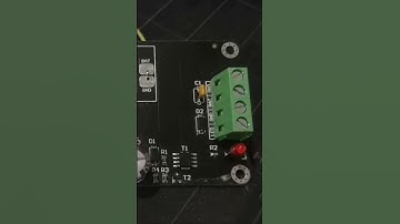 PIC16F15323 via MPLAB X + XC8 + MCC