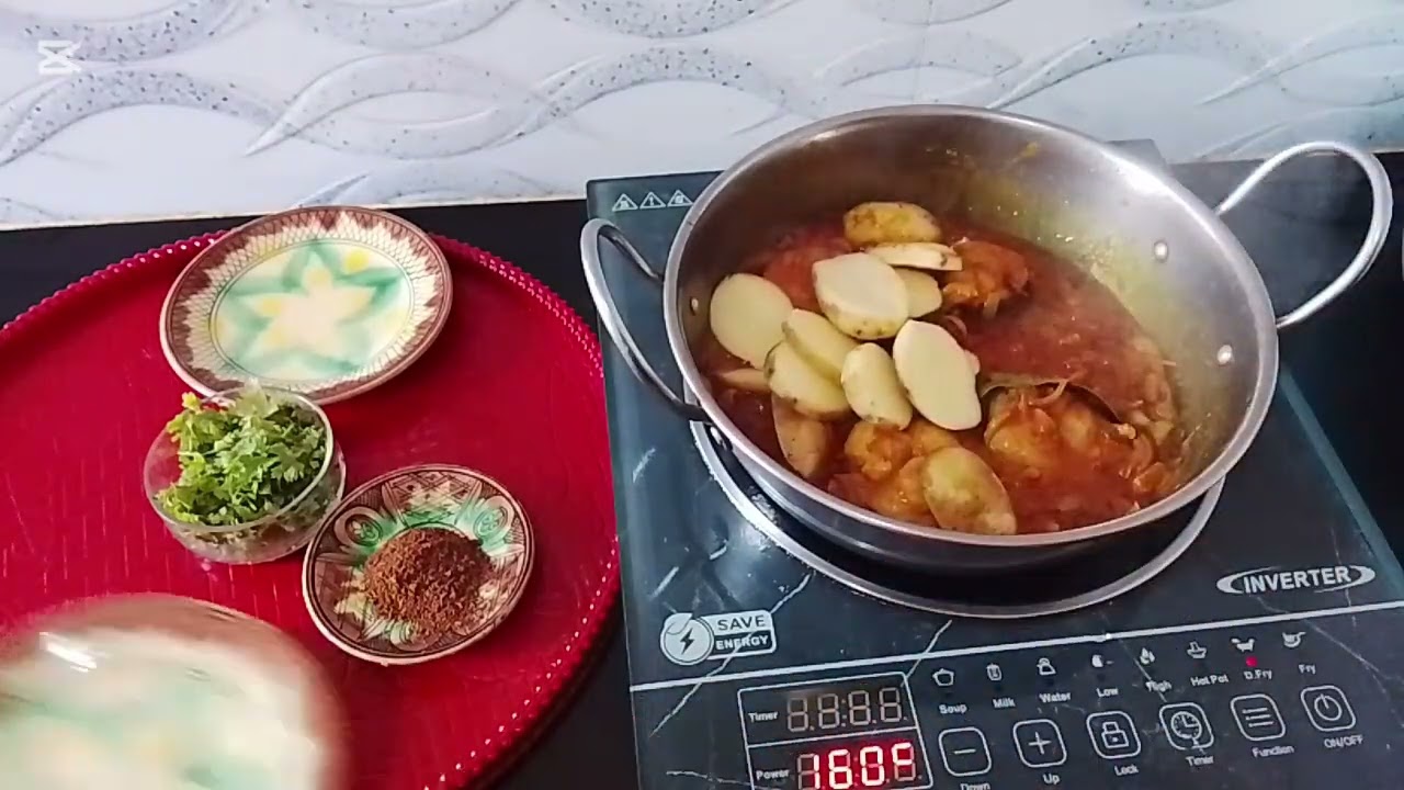 নতুন আলু দিয়ে ভীষণ মজার পাঙ্গাশ মাছ ভুনা।