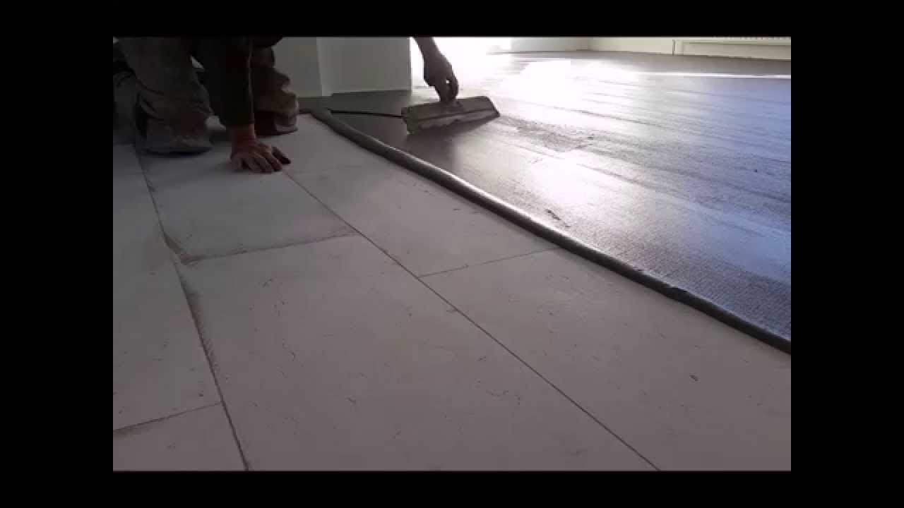 Kun je een vloer leggen over natuursteen youtube Pvc over tegelvloer