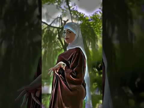 Khadar Keyow Jeclkaga Anigaleh Iyo Gabdho Shidan Shorts