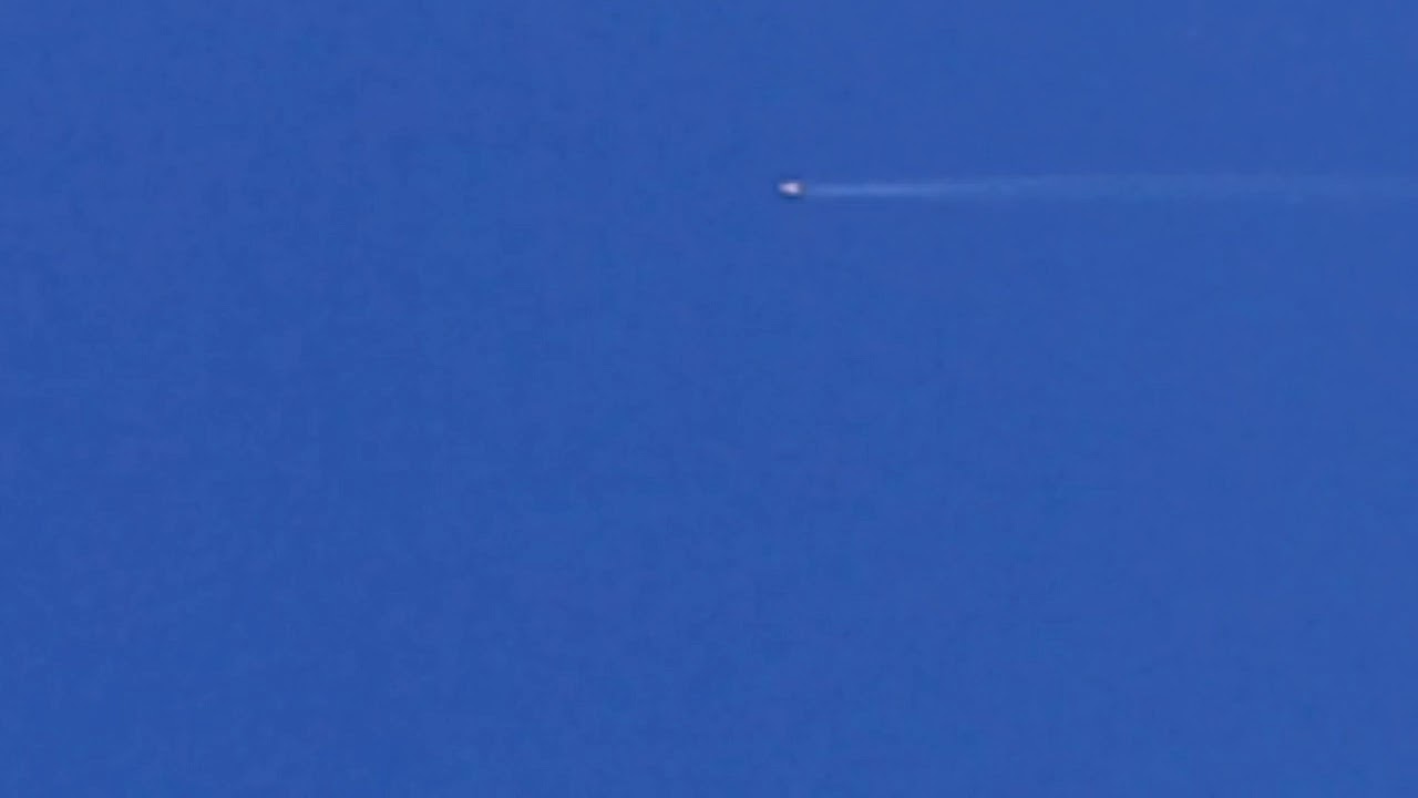 Airbus A321 flying over my house YouTube