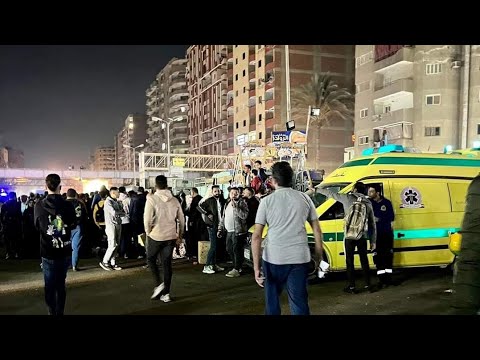 شاهدأتوبيس يدهس عدد ا من المواطنين في حادث مروع بعزبة النخل حادث شارع ترعة التوفيقية عزبة النخل