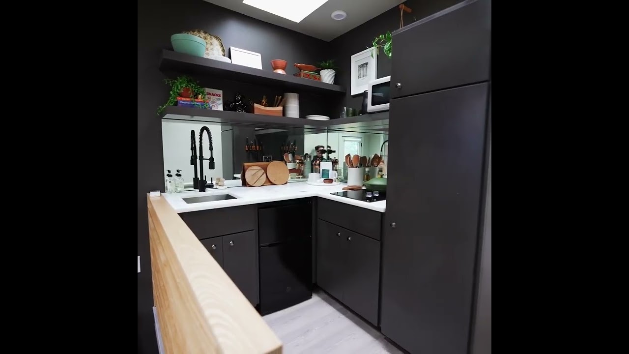 This Tiny House Layout is SMART