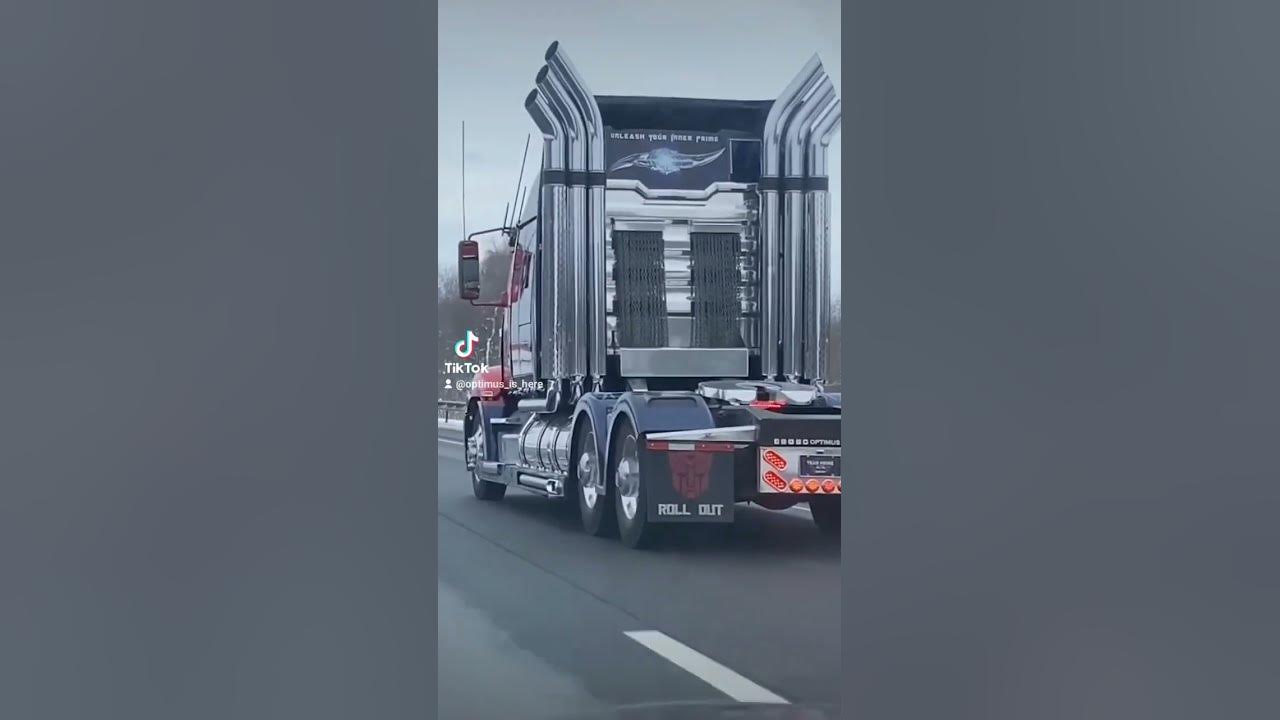 Rolling. Waiting. Protecting. I ... am Optimus Prime 💙🫶🤙💪