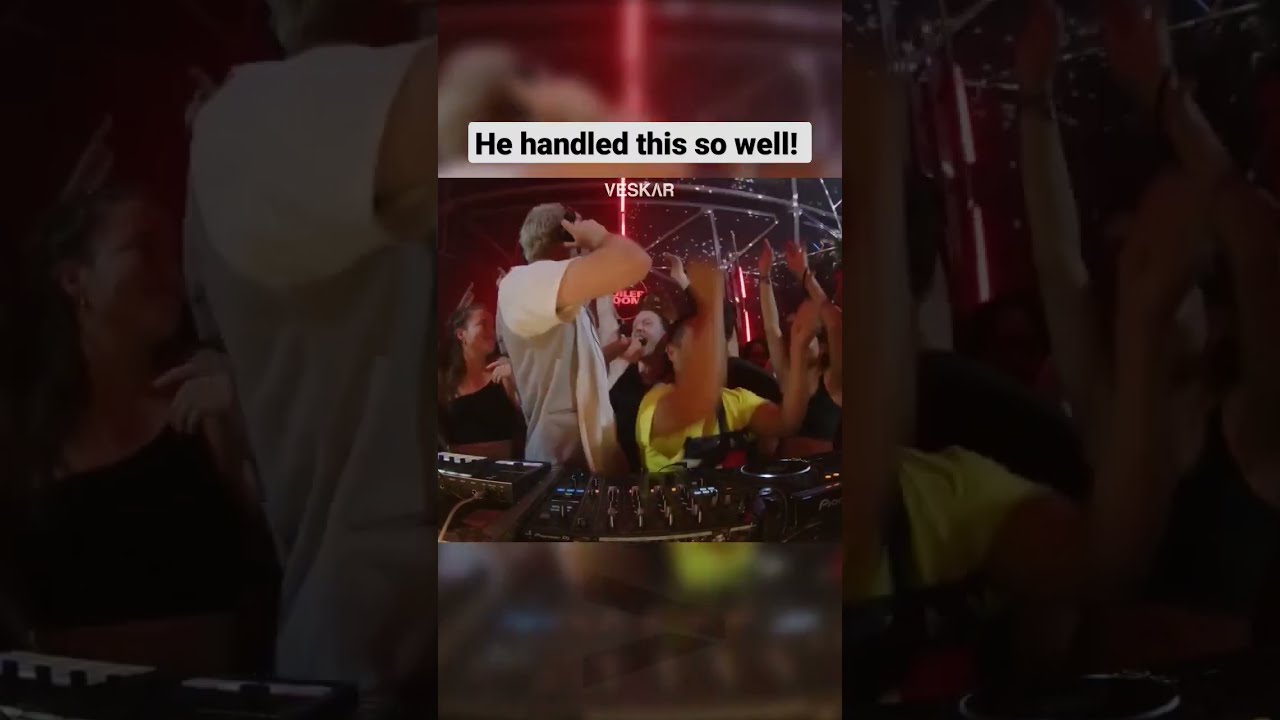 Crowd Stops Fredagainagain Set At Boilerroom