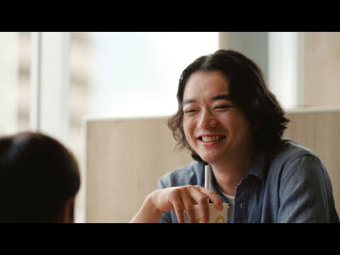 松任谷由実の名曲にのって染谷将太が子を優しく見守るパパに/マクドナルドCM+メイキング・インタビュー