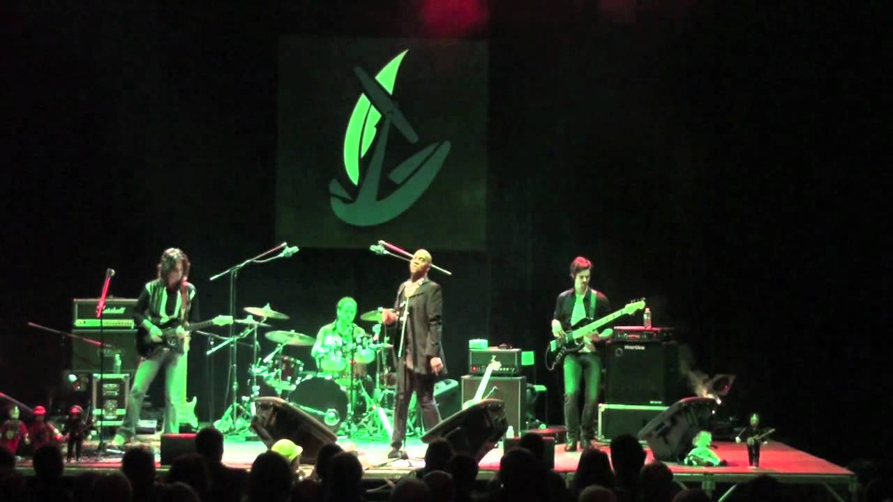 Marcus Malone @ Espace Jean-Racine - Back to Paradise (Malone/Dixon)