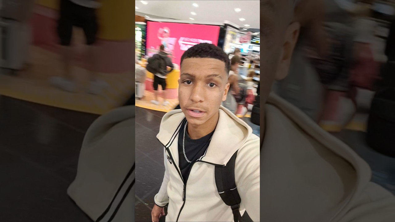 Going away to island, Airport vibes 😌 