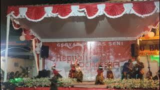 Download lagu TARIAN RUNTAH PENTAS SENI