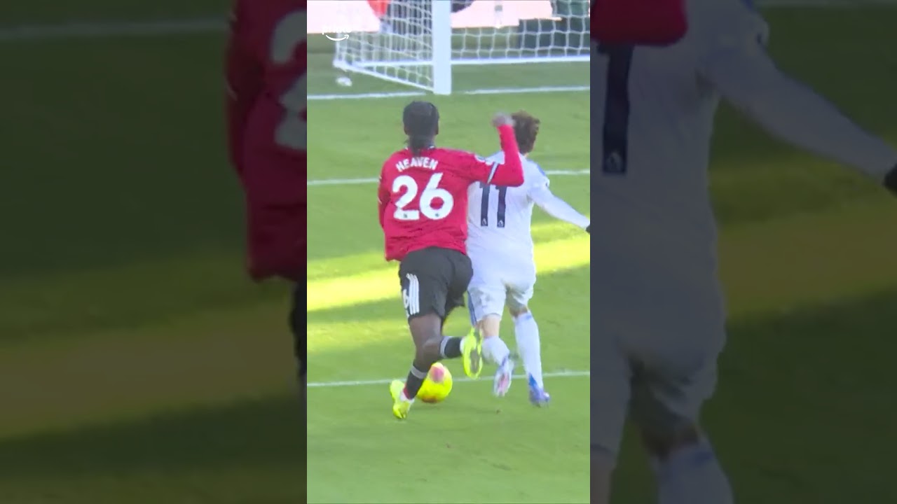 Het is Leeds United dat op voorsprong komt tegen Manchester United! π€©πΊ