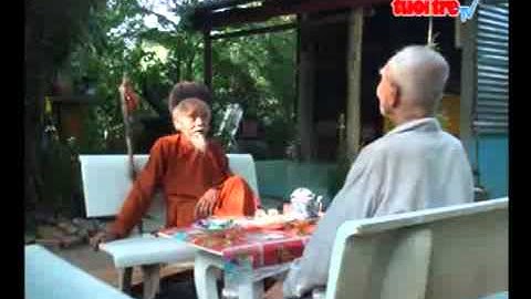 Cụ ông 85 tuổi có mái tóc dài    3 mét   VTC News