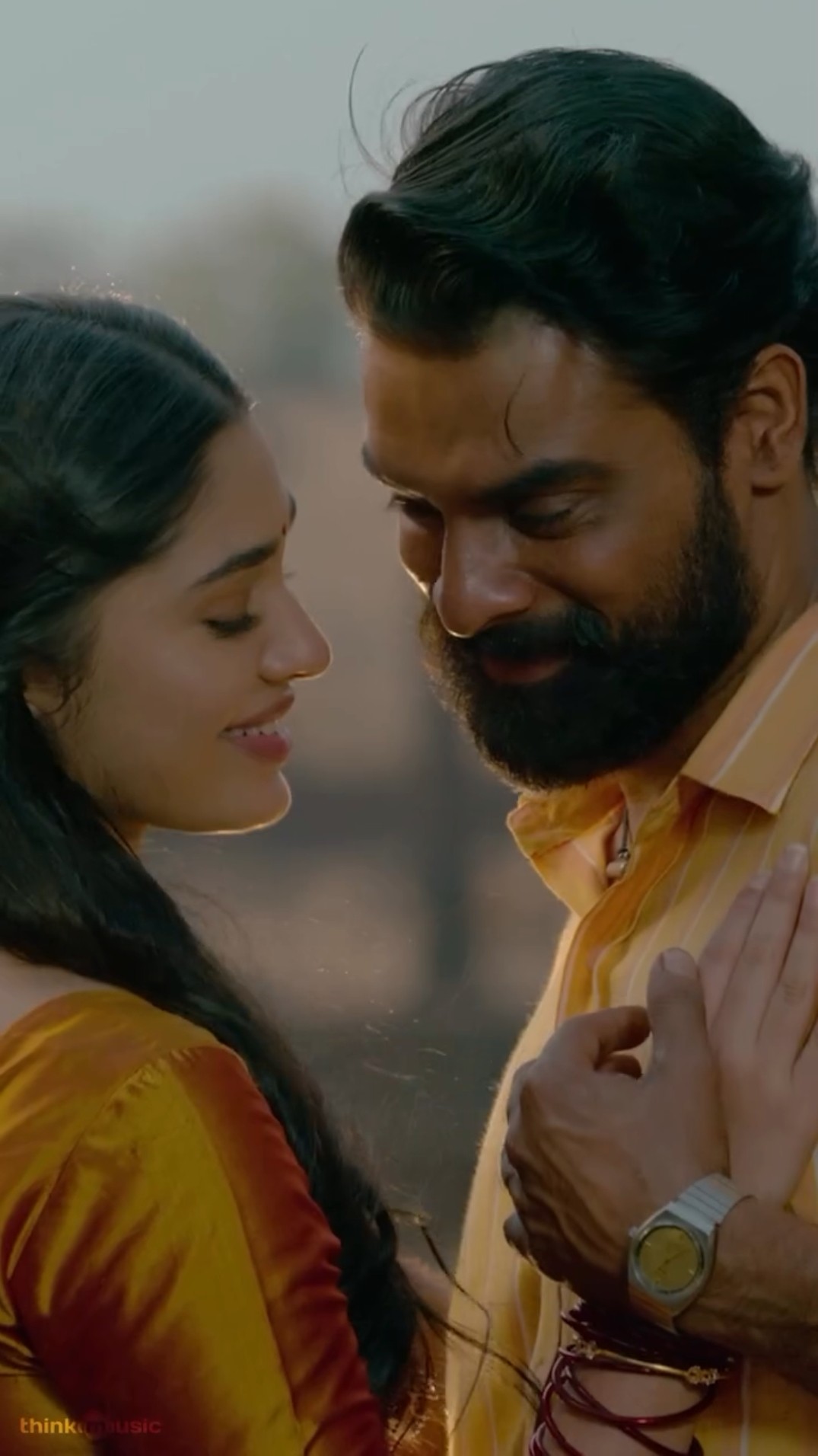 #Kiliye ❤️✨ #ARM #TovinoThomas #KrithiShetty #DhibuNinanThomas #JithinLaal