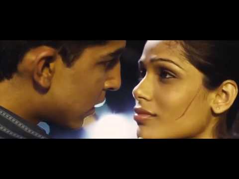 Jamal & Latika finally meet at the train station at the end Slumdog Millionaire (2008) Clip 14 of 15