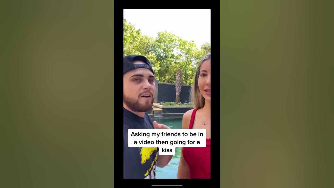 How to kiss a girl How to kiss a girl