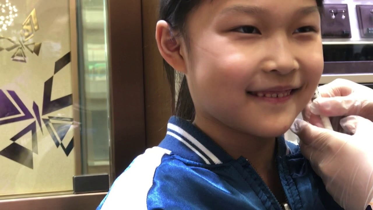 家人陪我去釘耳窿🤩🤩｜ep01