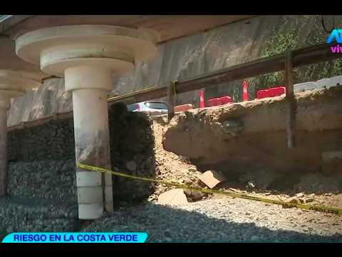 Costa Verde boardwalk pilings begin to give way to the force of the sea