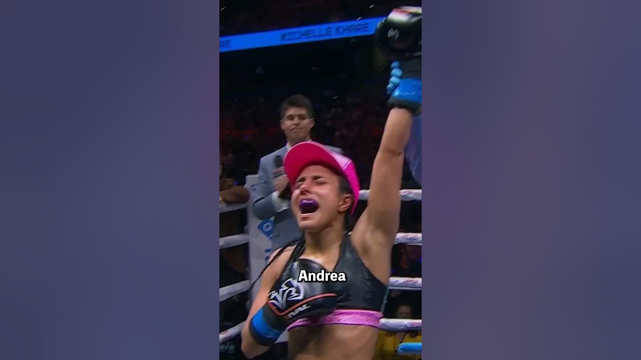 Boxing Records (YTBoxRec.com) on X: 🚨 Michelle Khare beats Andrea  Botez by UD❗ #CreatorClash2  / X