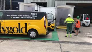 Decontamination and Cleaning Unit