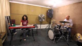 Rai Thistlethwayte and Nicholas McBride - duo jam chords