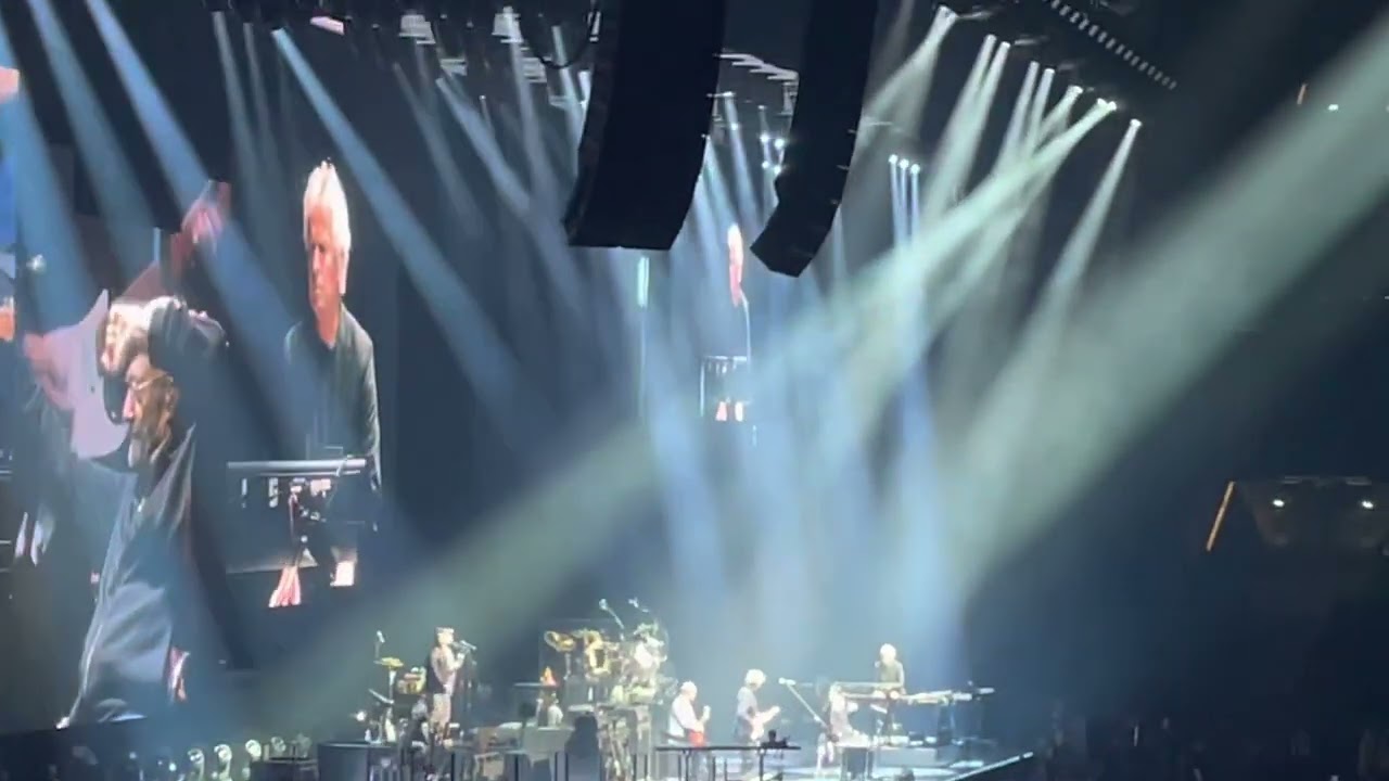 Genesis - Behind the Lines / Duke’s End &  Turn It On Again - Last Domino Tour - Mar 16th - Paris
