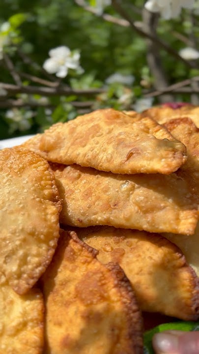 Идеальное тесто на чебуреки!!! - YouTube