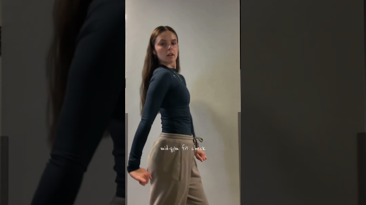 This top and the colour combo 🤩 