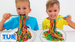 Vlad ve Annem aynı renkli erişteyi istiyor