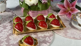 Fruits en pâte d'amande (la fraise)  فاكهة الفراولة بعجينة اللوز مع سميحة بن بريم