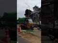 Hyderabad narsing me tej barish hone se road pe gira pahad
